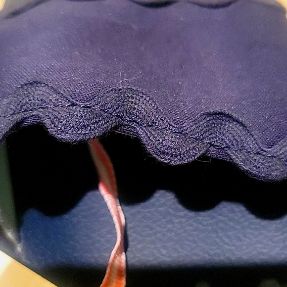 NWT Vineyard Vines pool slides - Picture 3 of 5